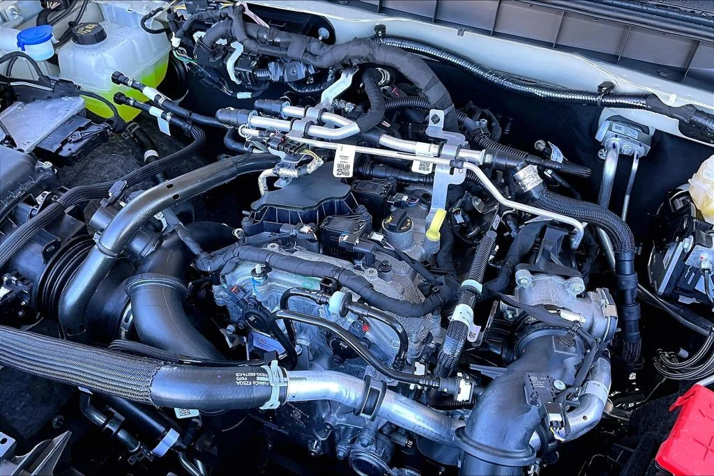 New 2025 Beige Ford Base image 29