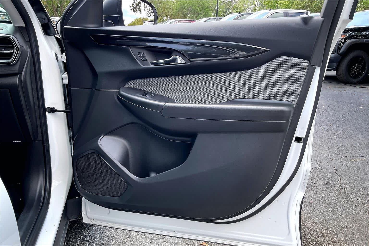 2025 Chevrolet Trailblazer LS - Photo 23