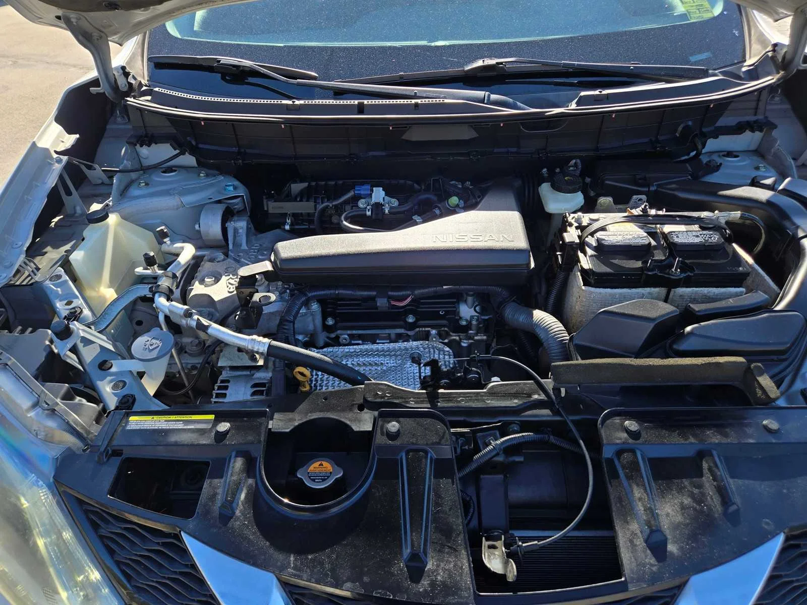 Used 2016  Nissan SV image 28