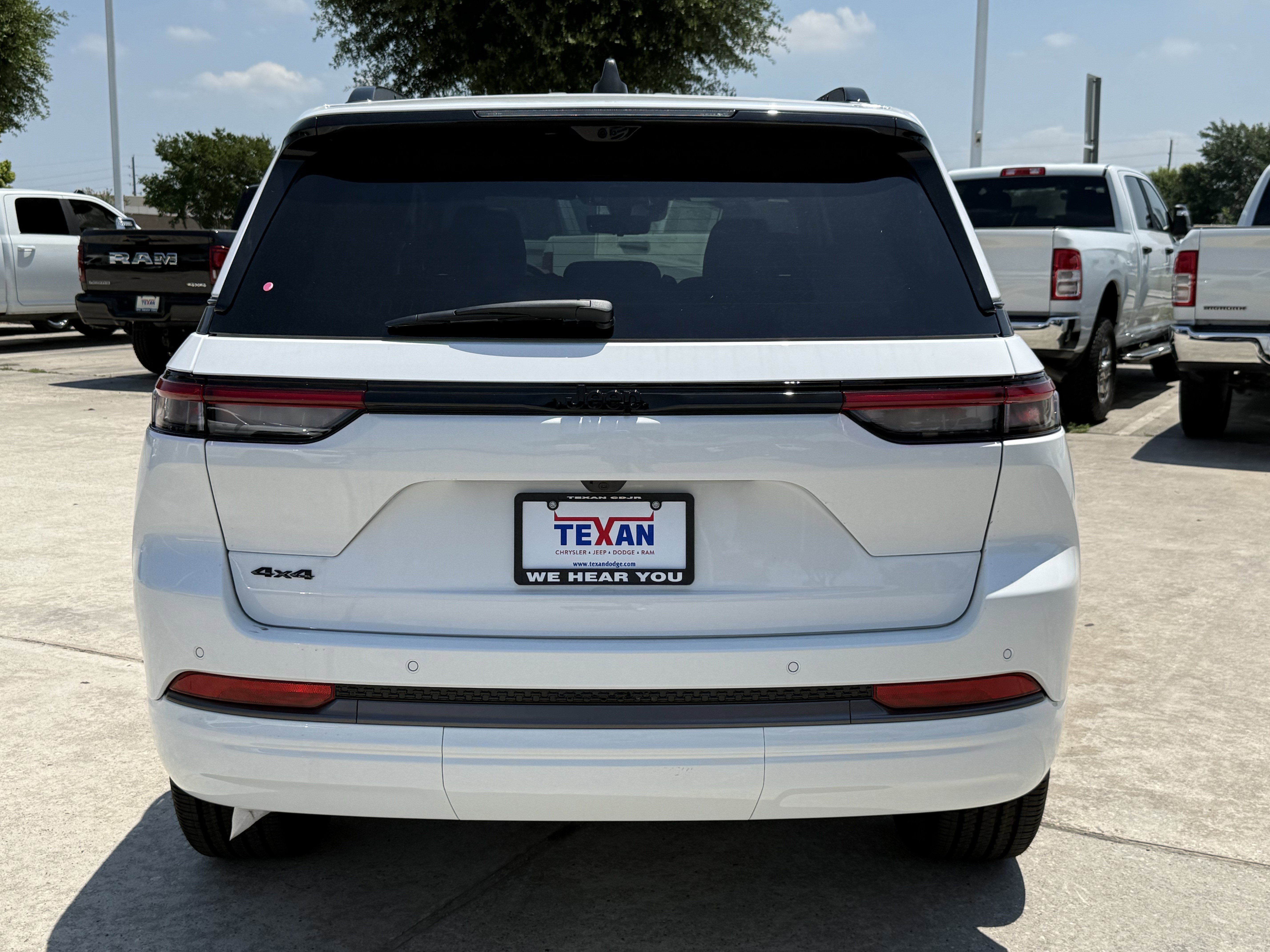 New 2026 Bright White Clearcoat Jeep Limited Reserve image 5