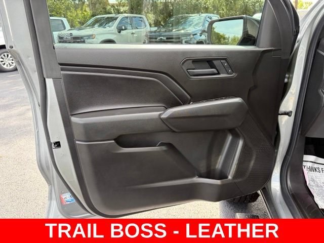 2026 Chevrolet Colorado Trail Boss - Photo 12