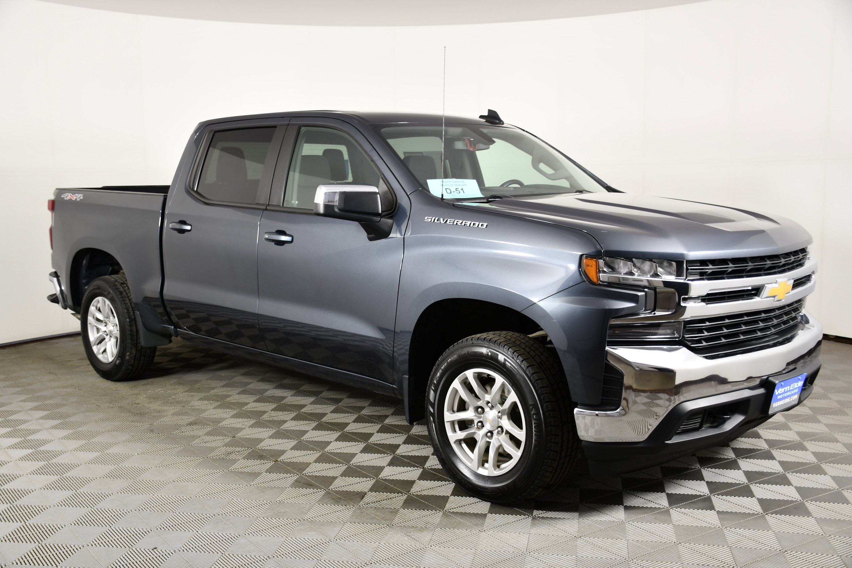 2022 Chevrolet Silverado 1500 LT - Photo 4