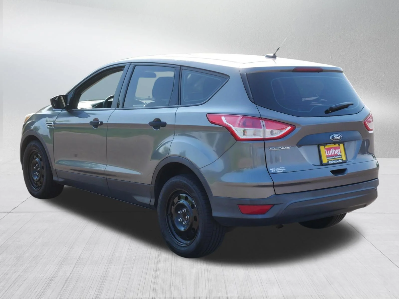 Used 2014 Sterling Gray Metallic Ford S image 5
