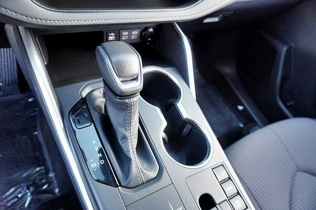 Used 2025 Silver Toyota LE image 28