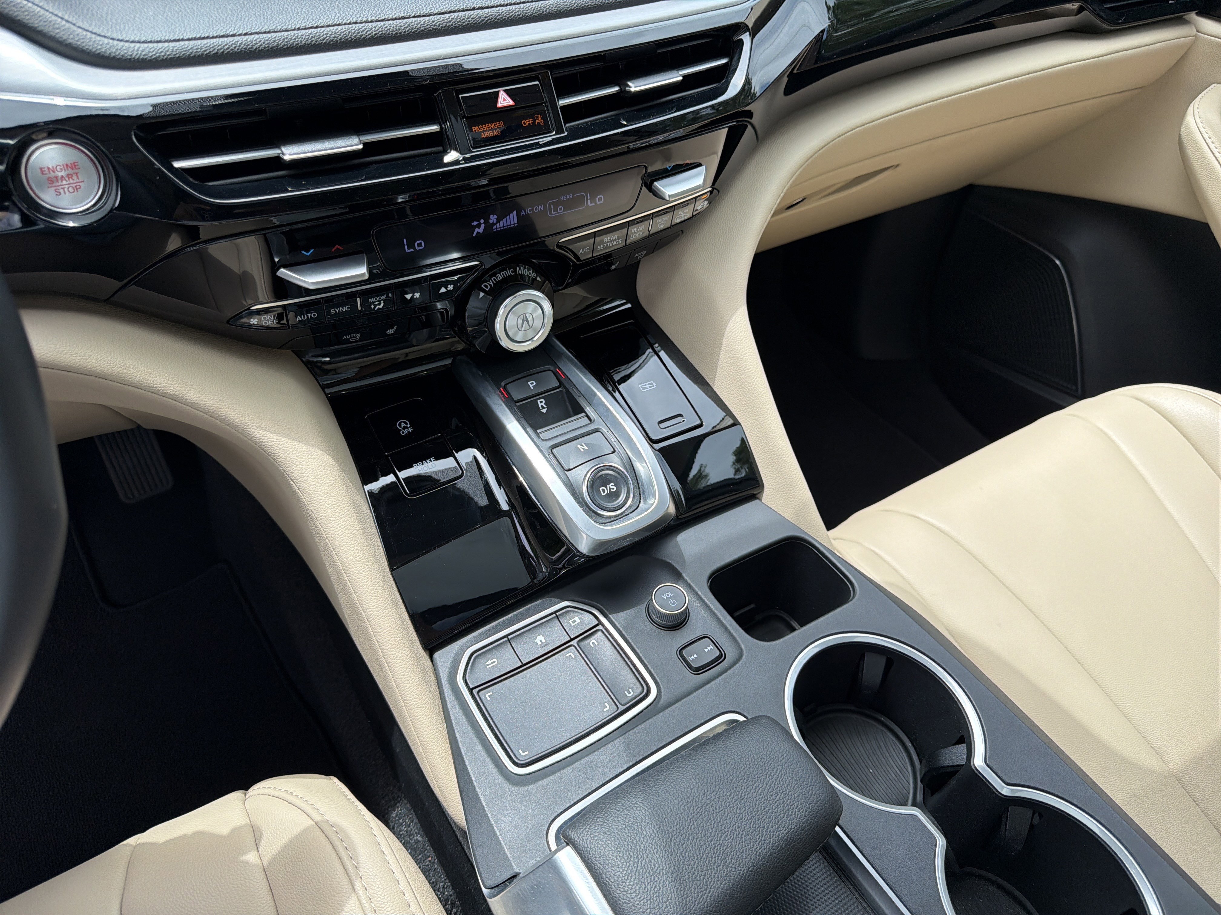 Used 2023  Acura  image 30