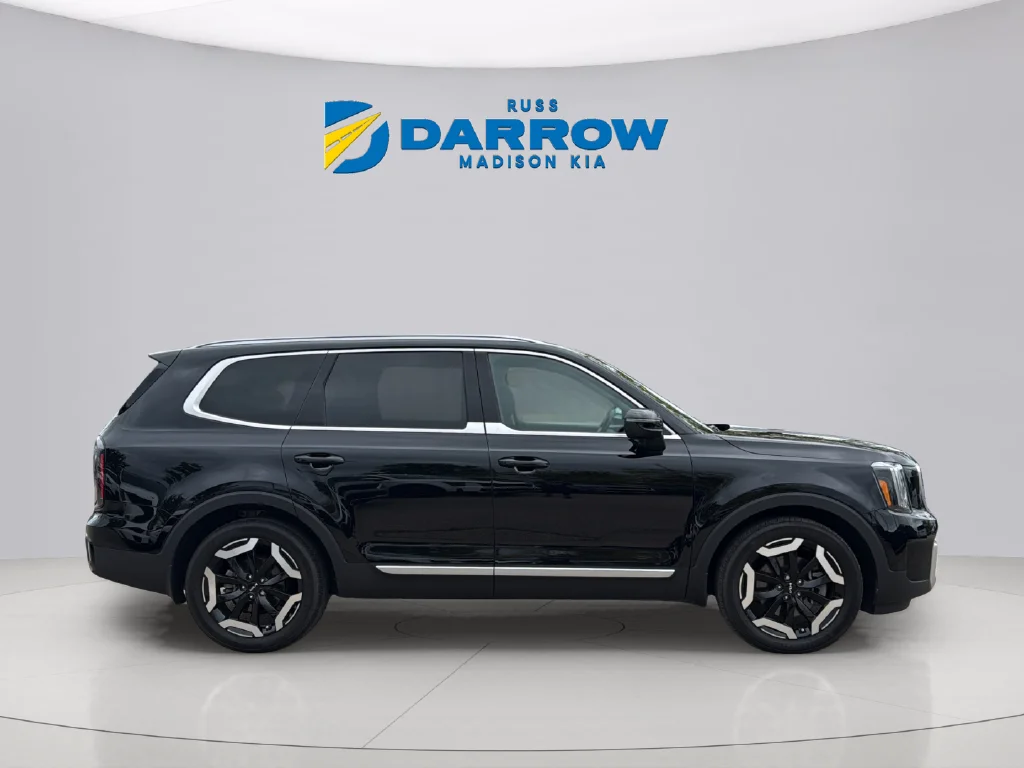 Used 2024 Ebony Black Kia EX image 6