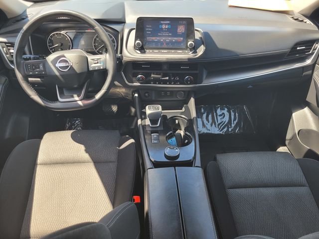 Used 2025 White Nissan SV image 16