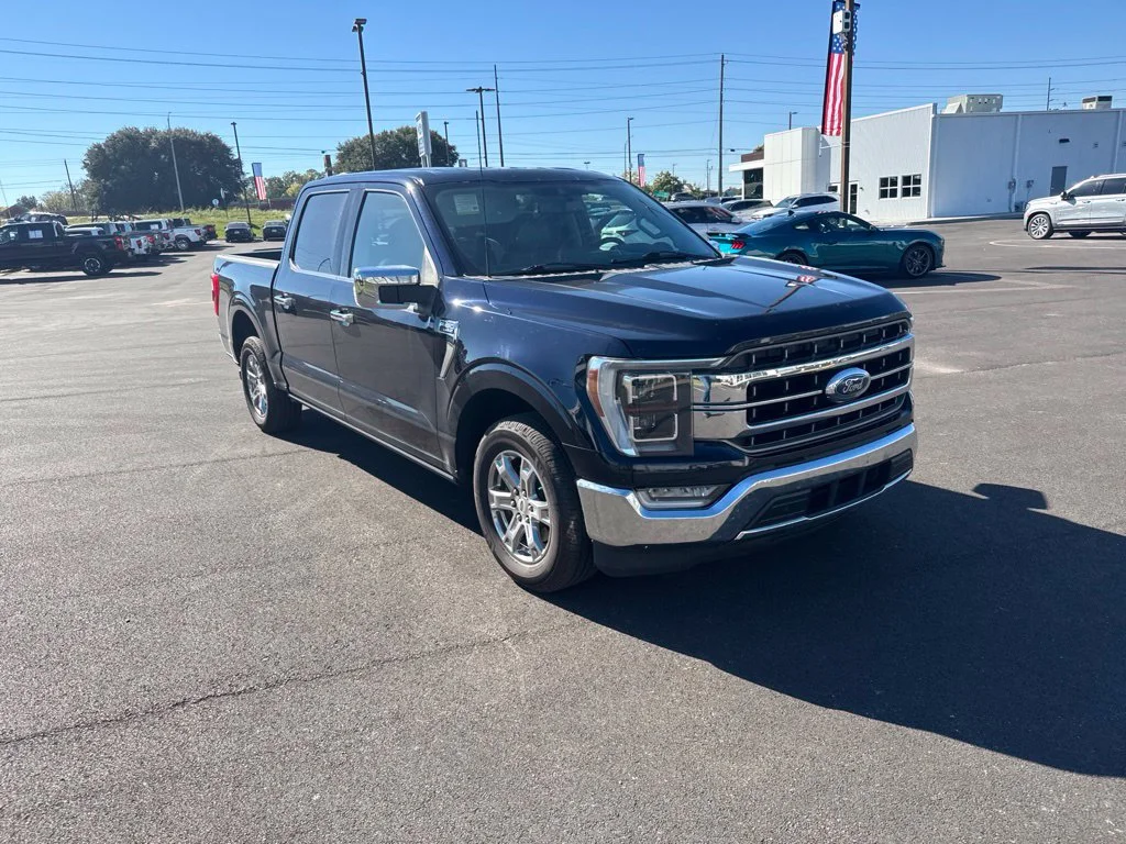 Certified Used 2021 Blue Ford Lariat image 15