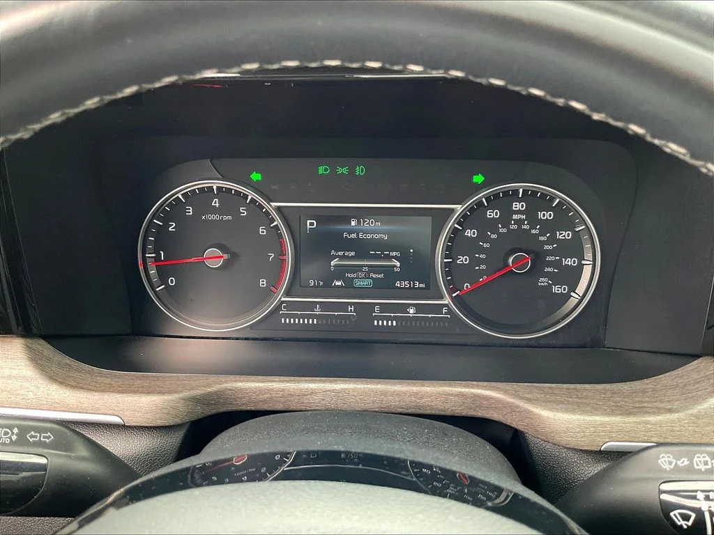 Used 2023 Green Kia X-Line EX image 13