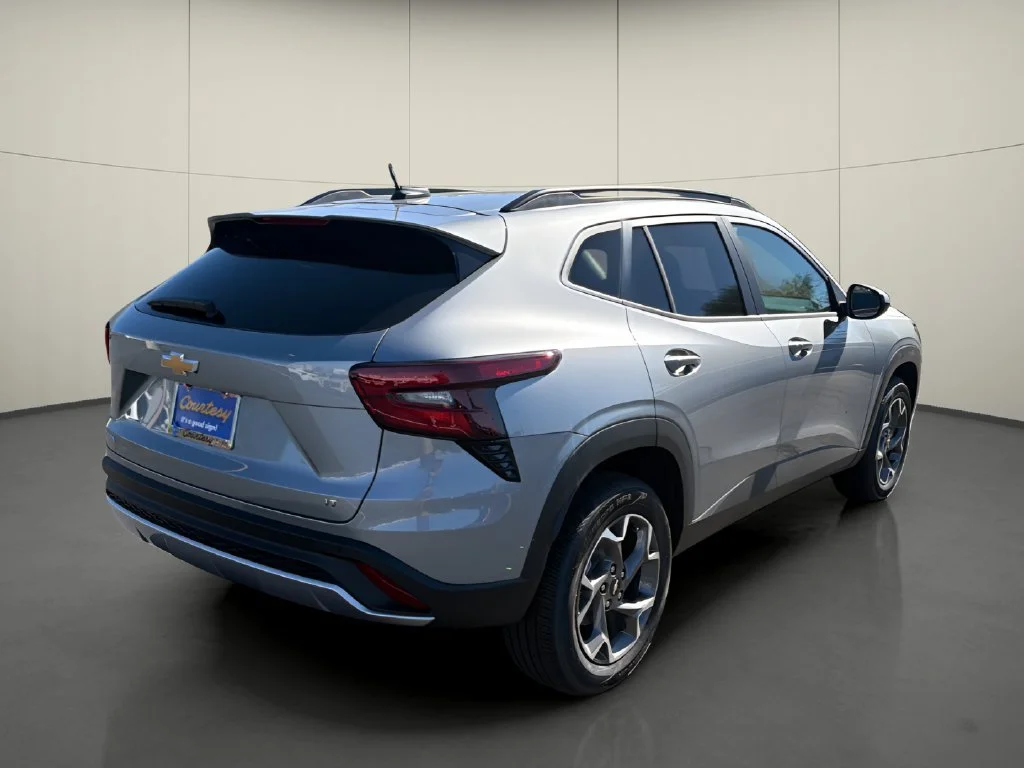 New 2026 Sterling Gray Metallic Chevrolet LT image 7