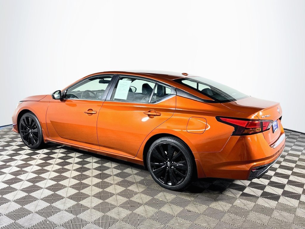 Used 2022 Sunset Nissan 2.5 SR image 8