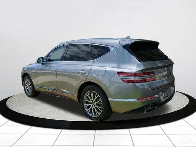 Used 2021 Silver Genesis 2.5T image 5