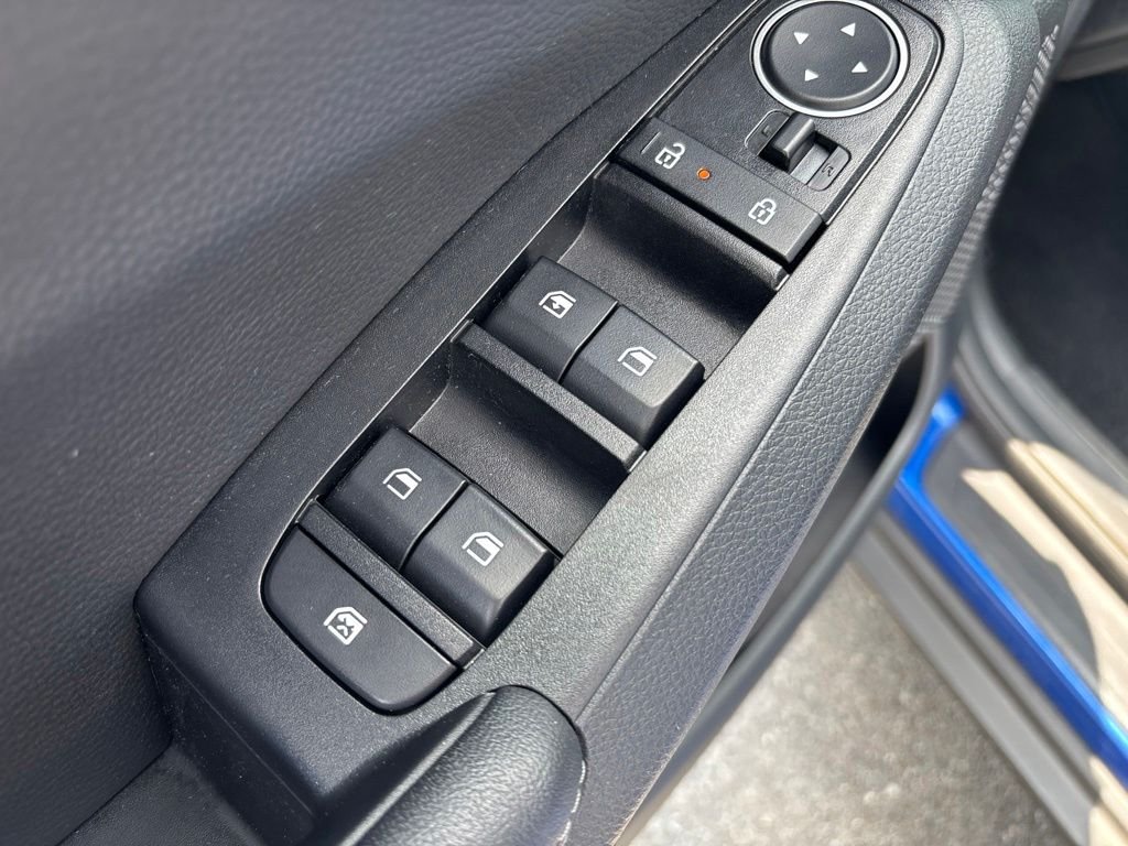 Used 2024 Blue Kia S image 22