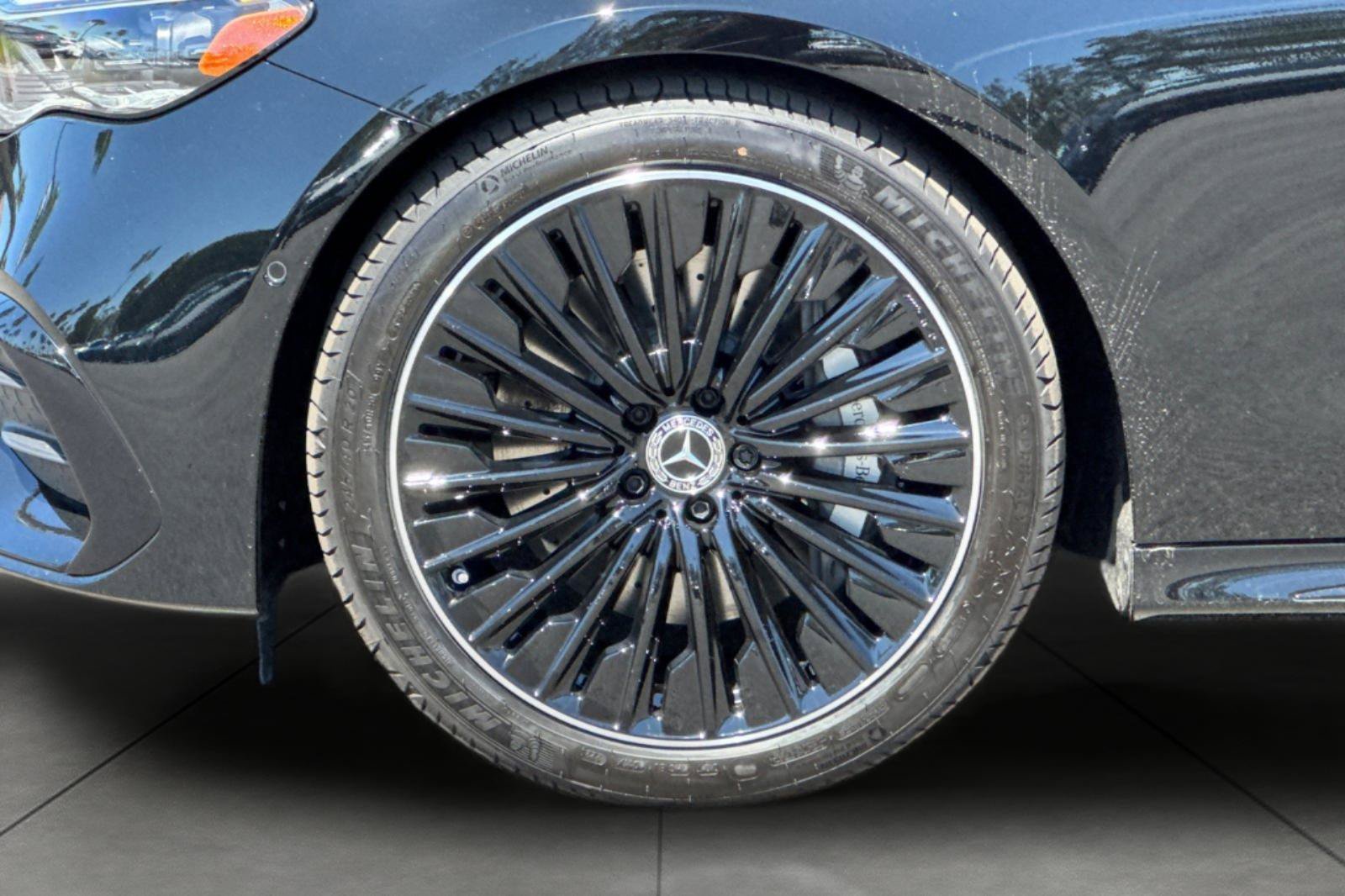 New 2027 Black Mercedes-Benz E 450 image 3