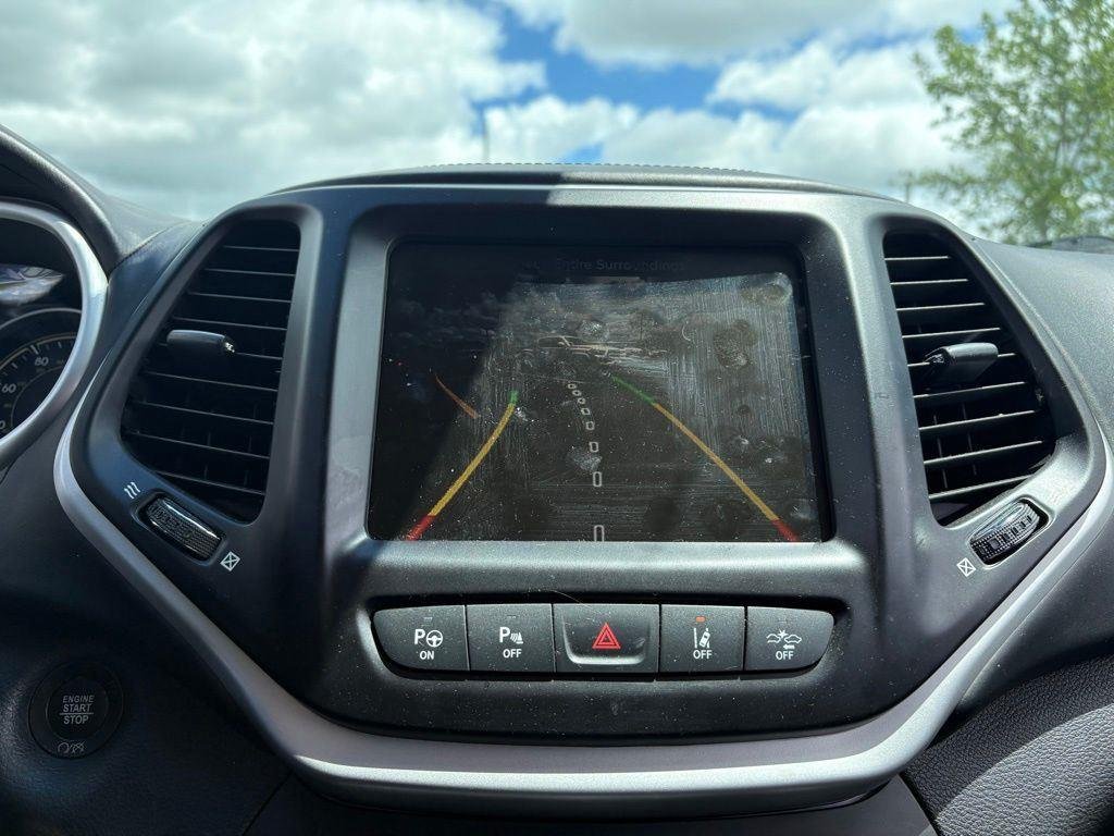Used 2017 Deep Cherry Red Crystal Pearlc Jeep Overland image 8