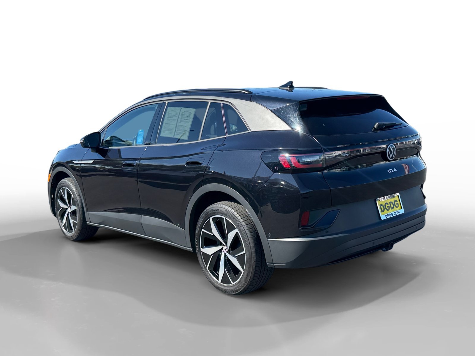 Certified Used 2024 Deep Black Volkswagen Pro S image 3
