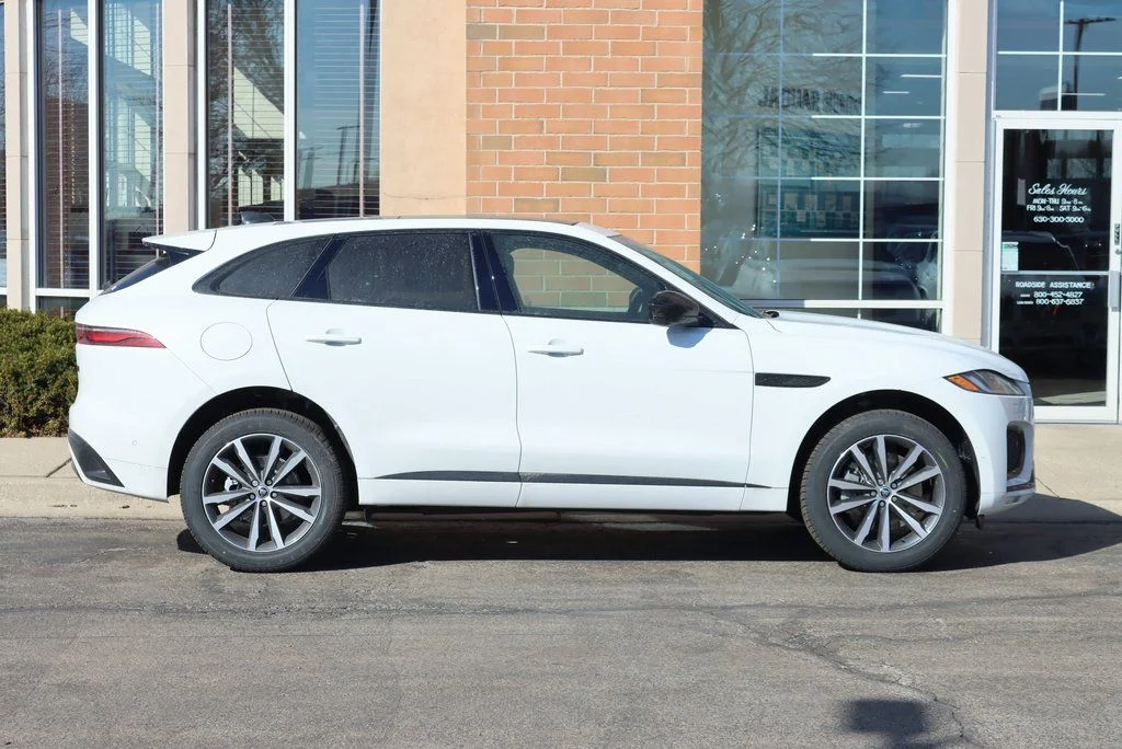 Used 2026 White Jaguar R-Dynamic S image 8