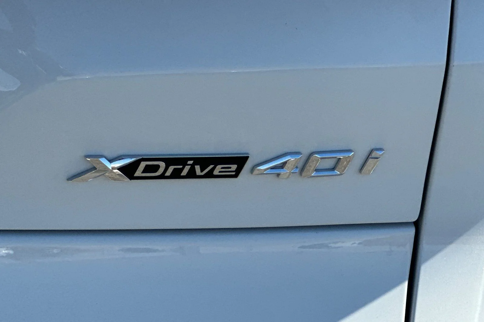 New 2026 Alpine White BMW xDrive40i image 6