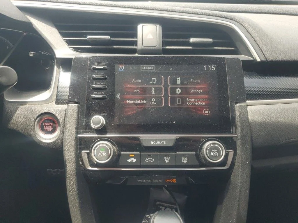 Used 2021  Honda Sport image 16