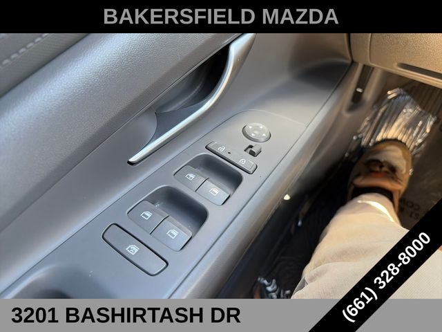 Used 2024 Silver Hyundai SE image 17