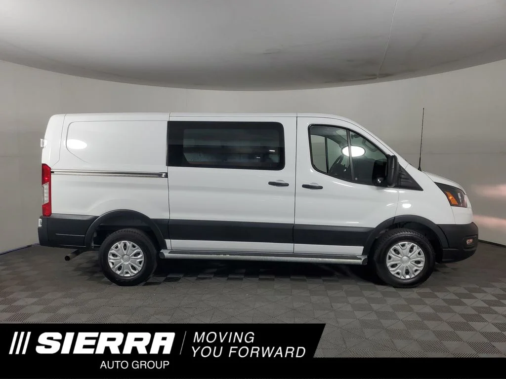 Used 2025 White Ford Base image 1