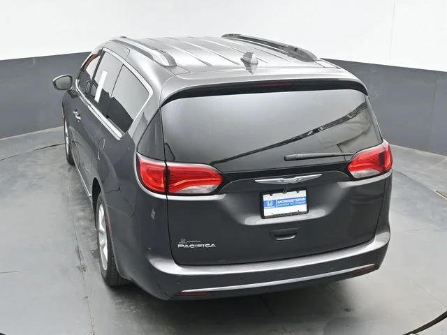 Used 2017 Gray Chrysler Touring L Plus image 37