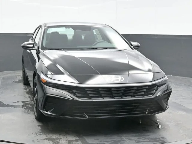 New 2026 Black Hyundai SEL Sport image 6
