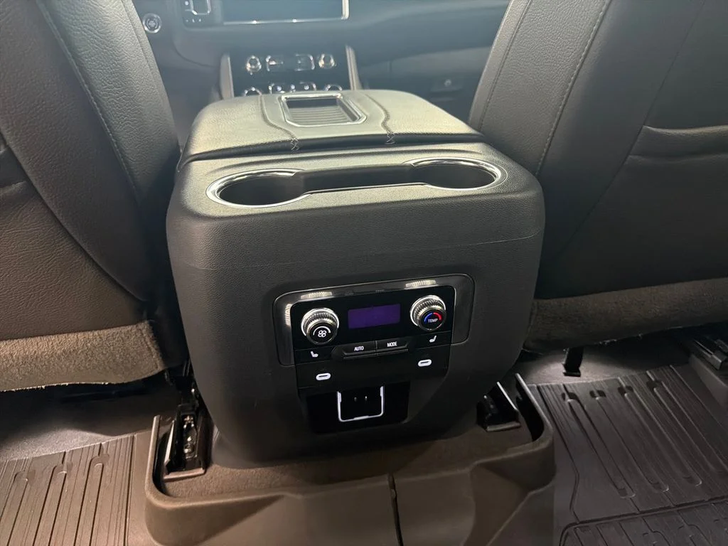 Used 2021 Black GMC Denali image 18