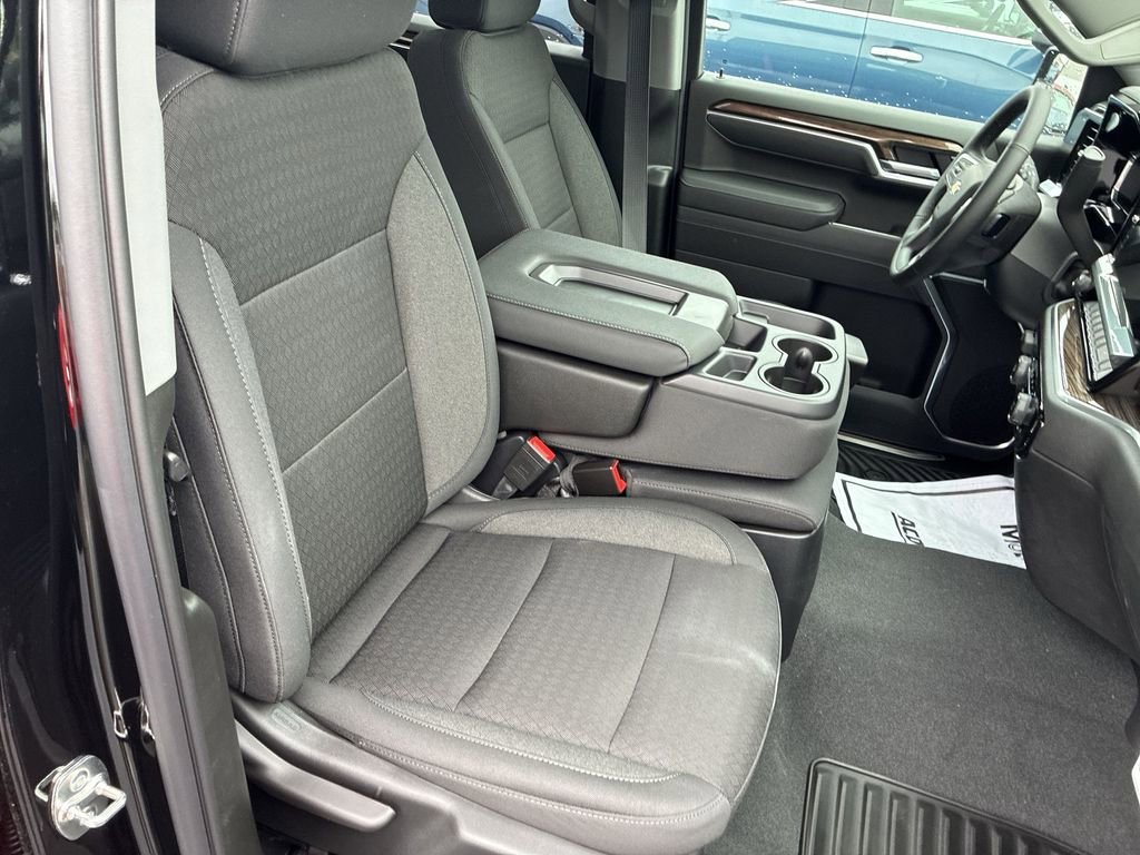 New 2026 Black Chevrolet LT (2FL) image 20