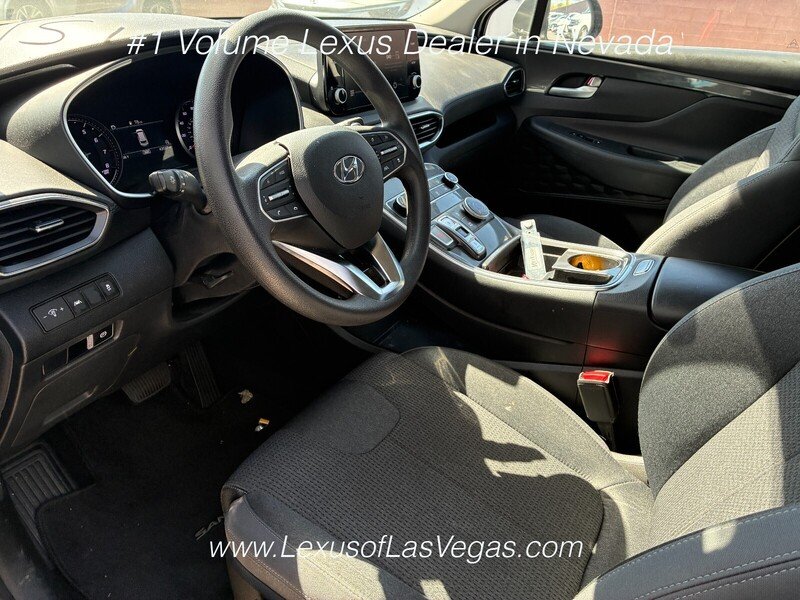 Used 2023 Gray Hyundai SE image 4