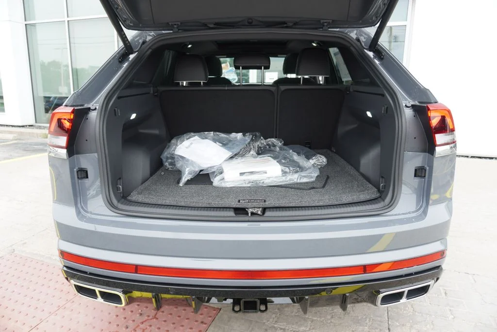 New 2026 Gray Volkswagen 2.0T SEL Premium R-Line image 33