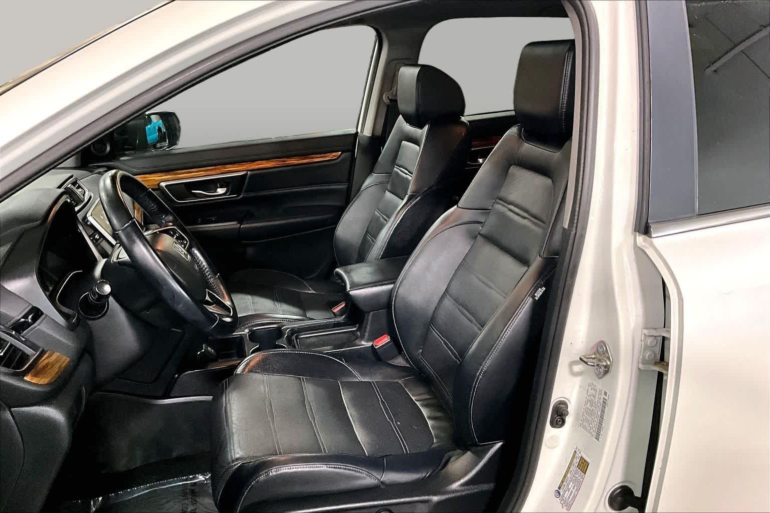 Used 2017 White Diamond Pearl Honda EX-L image 8
