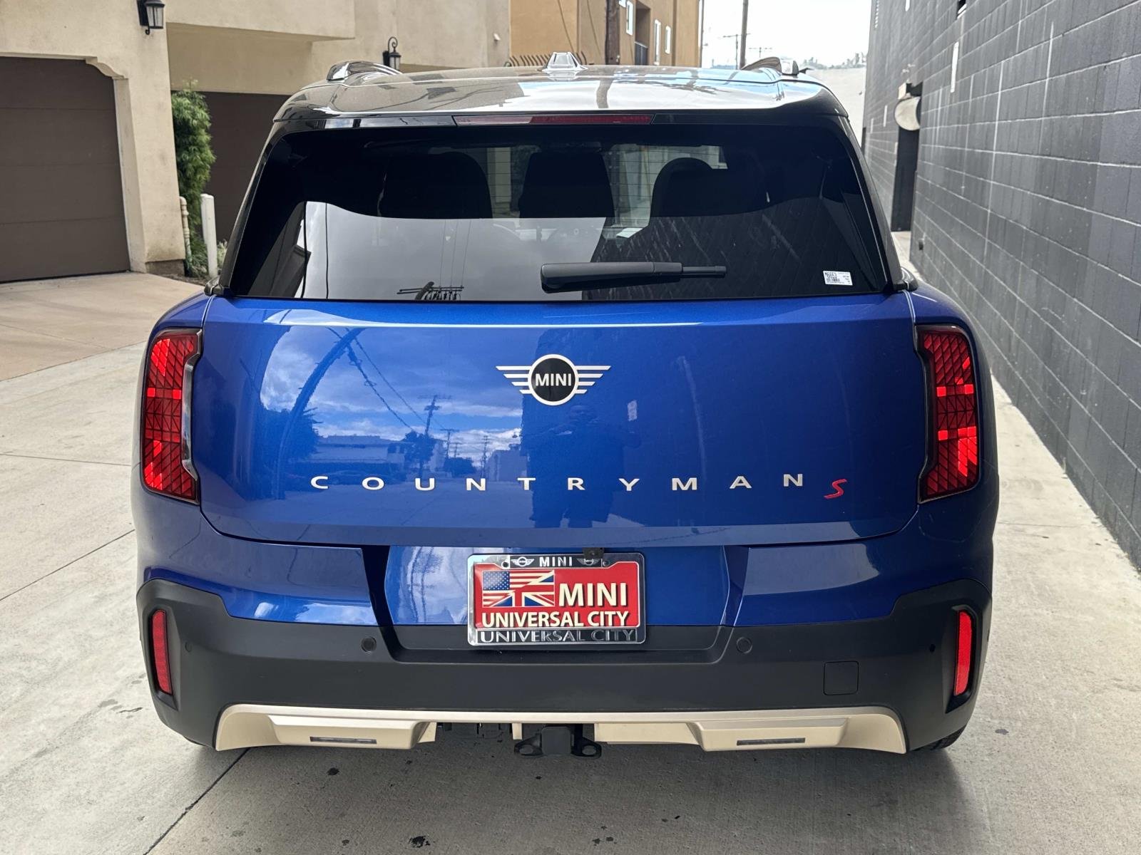 Used 2025 Blazing Blue Metallic MINI S ALL4 image 4