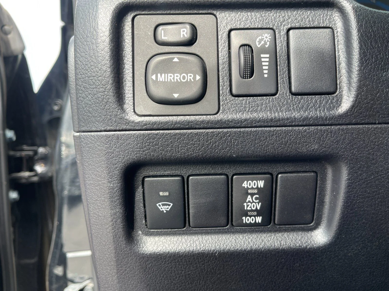 Used 2019 Black Toyota SR5 image 32