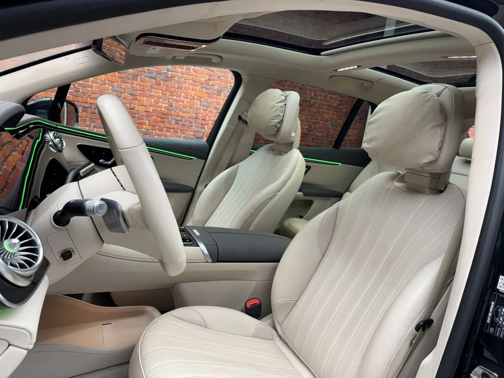 Used 2024 Green Mercedes-Benz 450 image 19
