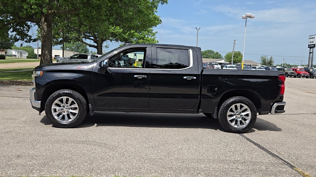 Used 2020 BLACK Chevrolet LTZ image 5