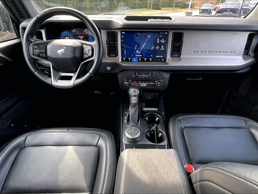 Used 2025 Green Ford Outer Banks image 21