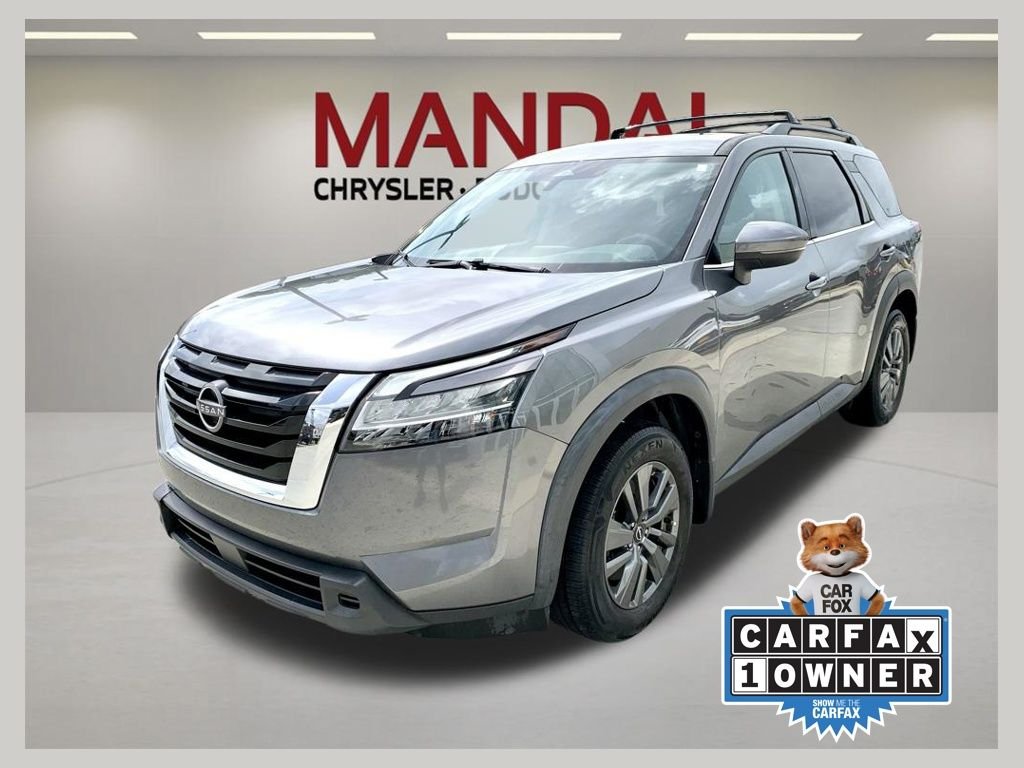 2022 Nissan Pathfinder SV 2WD's photo