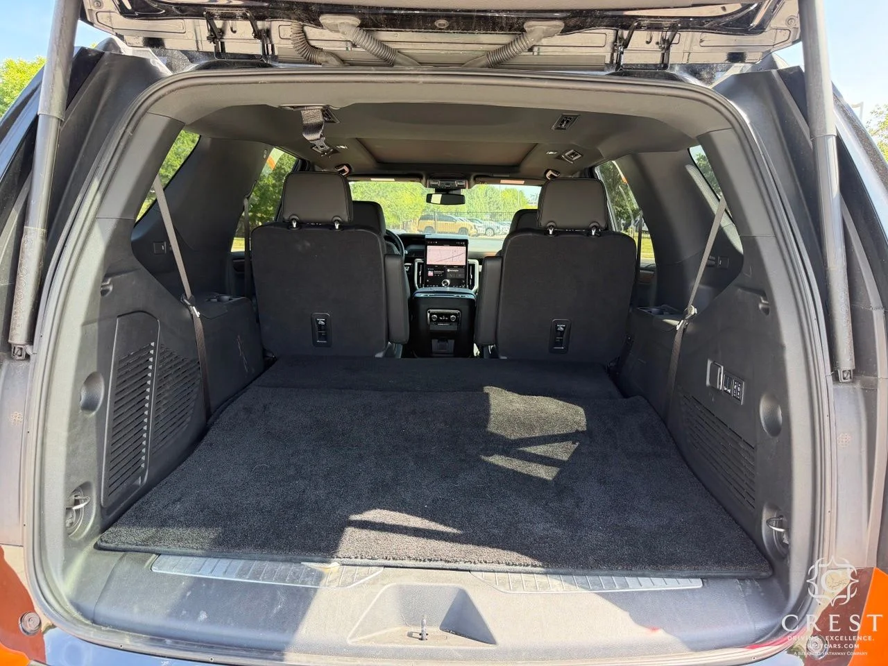 Used 2025 Onyx Black GMC Denali image 25