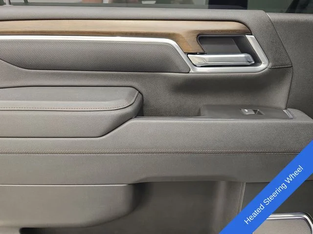 Used 2025 Summit White Chevrolet High Country image 22
