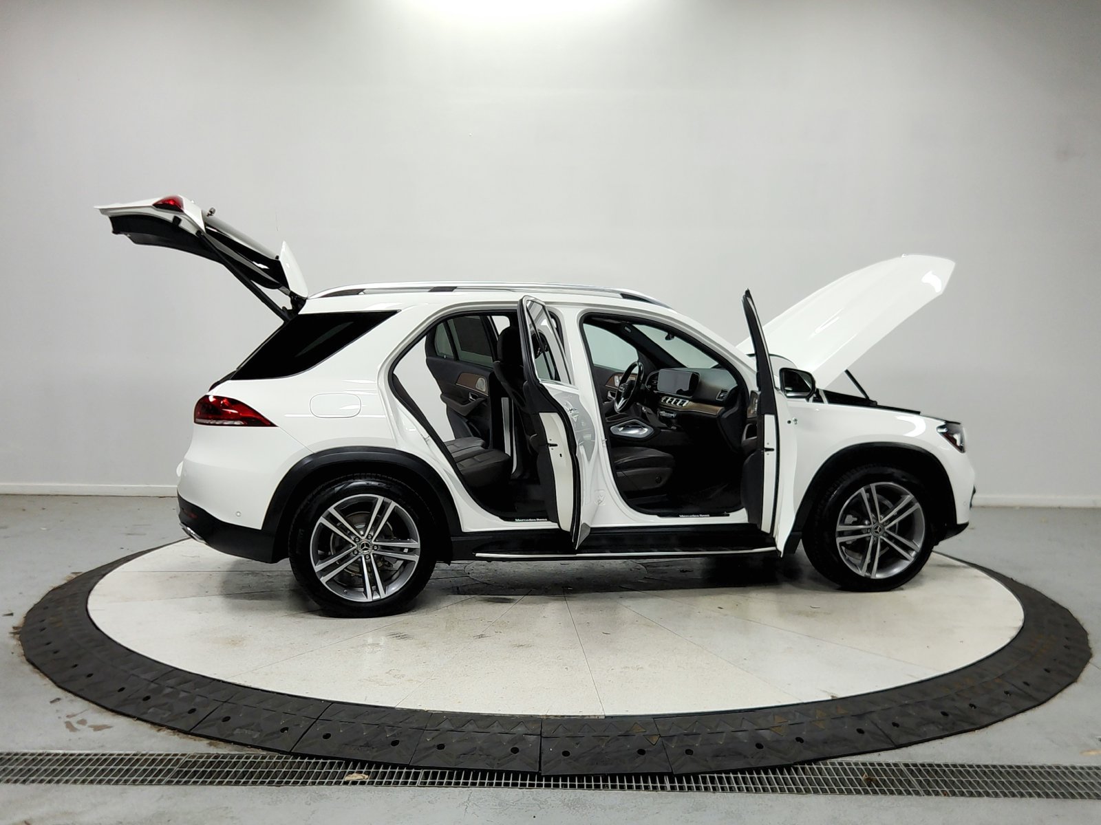 Used 2022  Mercedes-Benz GLE 350 image 17
