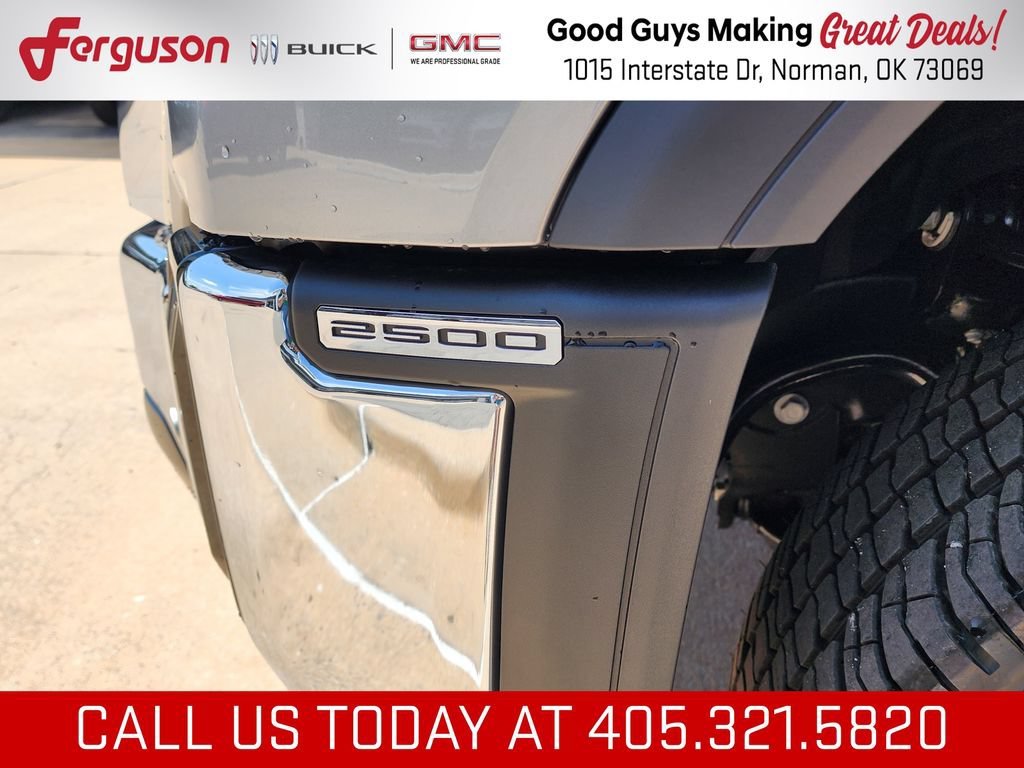 2026 GMC Sierra 2500HD SLT - Photo 11
