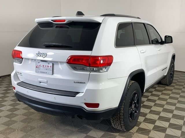 Used 2017 White Jeep Laredo image 13