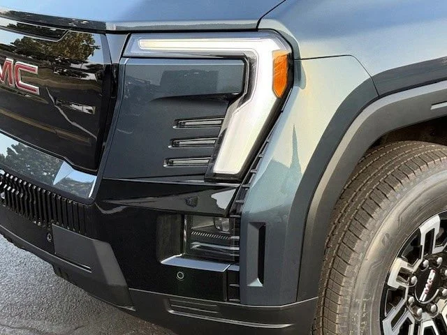 2026 GMC Sierra EV Elevation - Photo 20