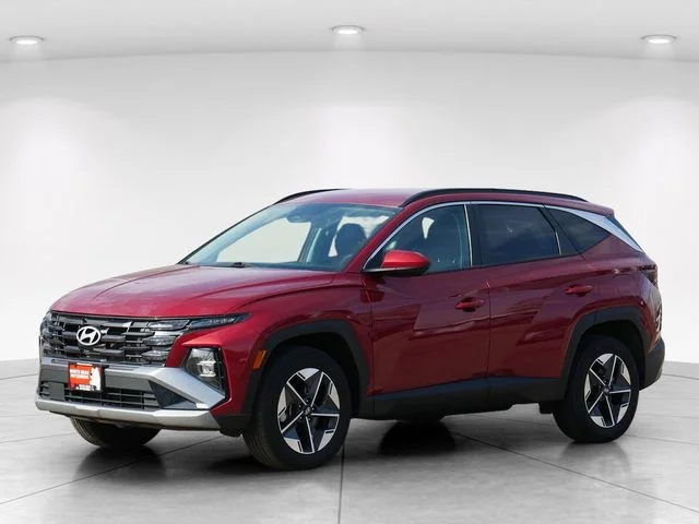 Used 2025 Hyundai Tucson SEL with VIN 5NMJBCDE7SH442489 for sale in White Bear Lake, Minnesota