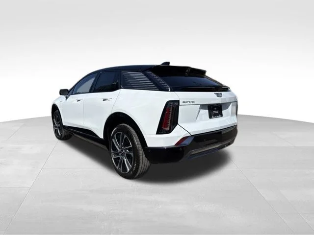 New 2027 Vibrant White Tricoat Cadillac Sport image 3
