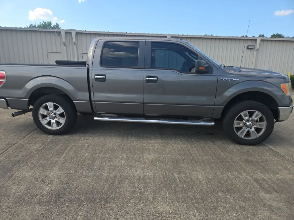 Used 2012 Sterling Gray Metallic Ford XLT image 13