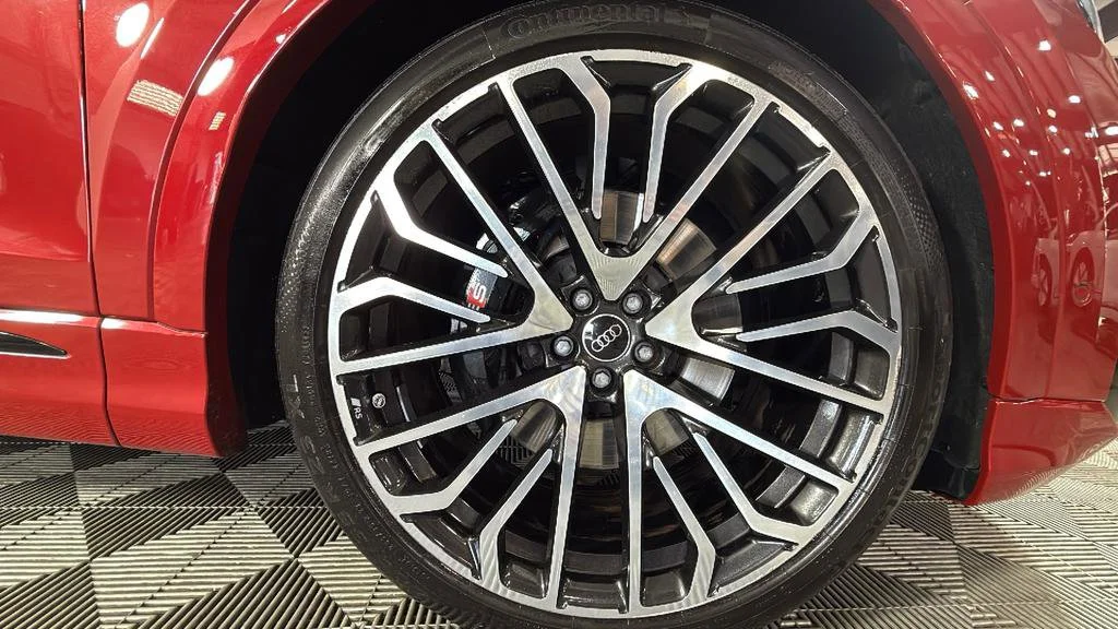 Used 2025 Red Audi Premium Plus 4.0 TFSI quattro image 37