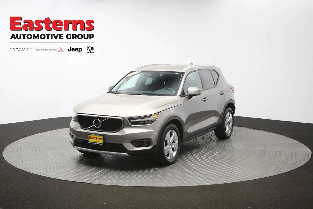 Used 2022 Brown Volvo Momentum image 57