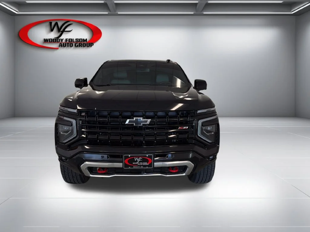 Used 2025 Black Chevrolet Z71 image 2